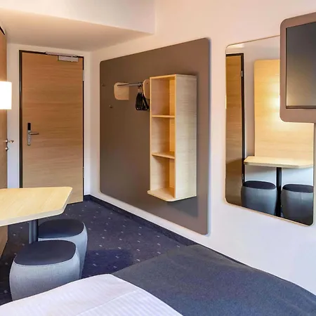 City-sued Hotel
